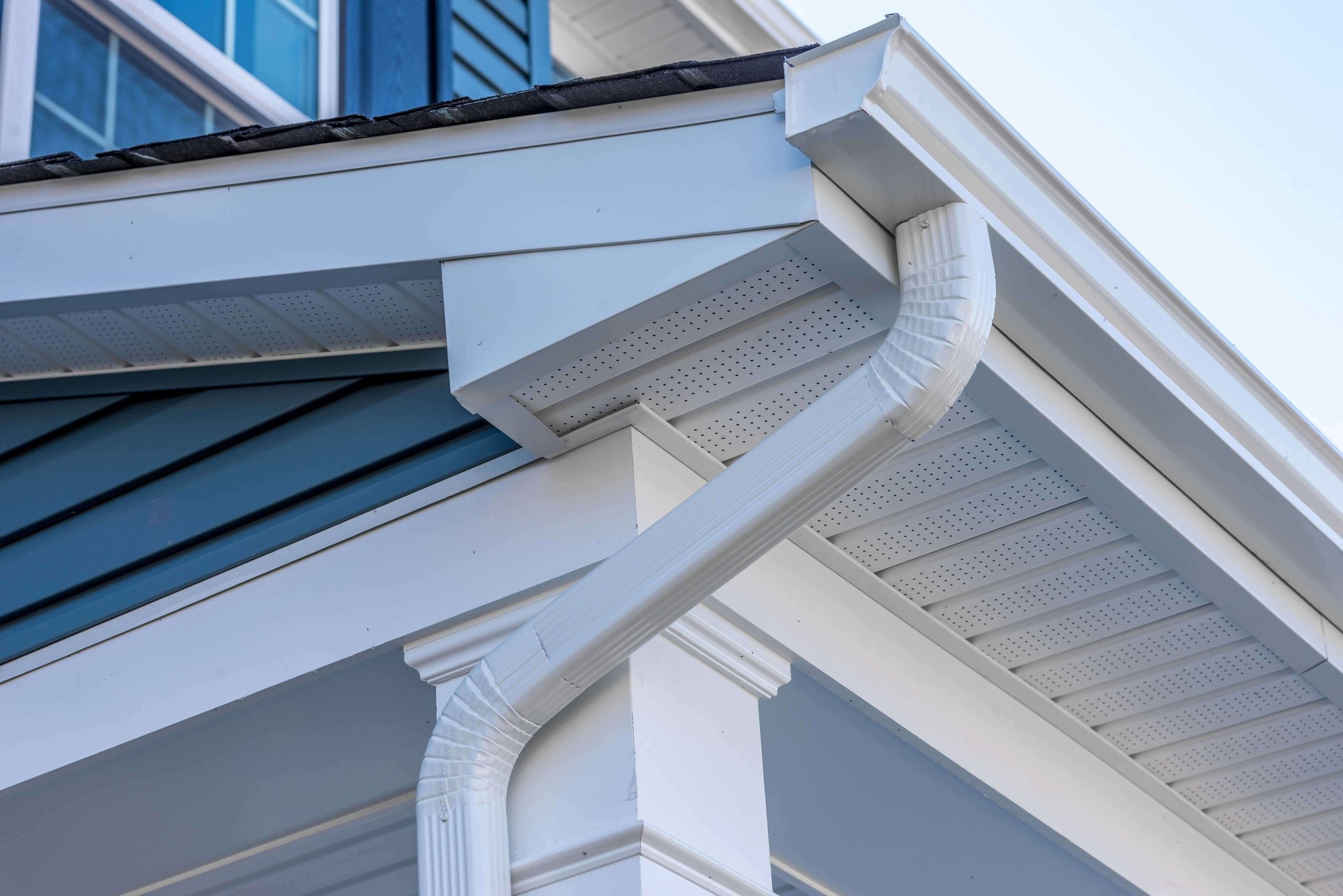 Cheap and durable vinyl gutters installation in Colorado Springs